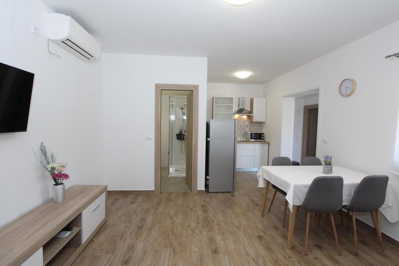 Apartments Eni Rovinj Zewnętrze zdjęcie